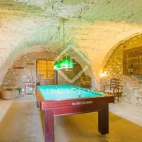 Villa in Spain, Catalunya, Girona, 790 sq.m.