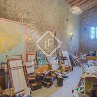 Villa in Spain, Catalunya, Girona, 790 sq.m.