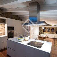 Villa in Spain, Catalunya, Girona, 327 sq.m.