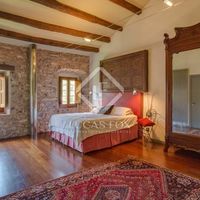 Дом в горах в Испании, Каталония, Жирона, 1790 кв.м.