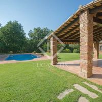 Villa at the seaside in Spain, Catalunya, Girona, 340 sq.m.