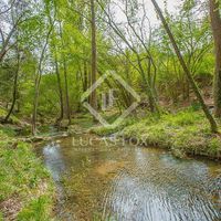 Дом в горах в Испании, Каталония, Жирона, 258 кв.м.