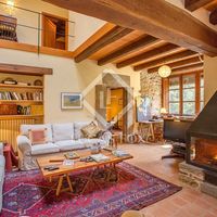 Дом в горах в Испании, Каталония, Жирона, 258 кв.м.