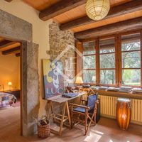 Дом в горах в Испании, Каталония, Жирона, 258 кв.м.