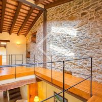 Дом в горах в Испании, Каталония, Жирона, 258 кв.м.
