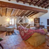 Villa in Spain, Catalunya, Girona, 720 sq.m.