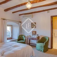 Villa in Spain, Catalunya, Girona, 720 sq.m.