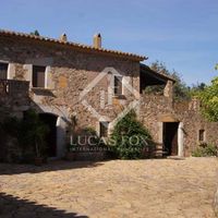 Дом в Испании, Каталония, Жирона, 900 кв.м.