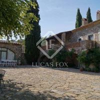 Дом в Испании, Каталония, Жирона, 900 кв.м.