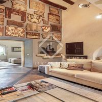 Villa in Spain, Catalunya, Girona, 1150 sq.m.