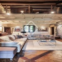 Villa in Spain, Catalunya, Girona, 1150 sq.m.