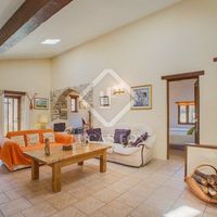 House in Spain, Catalunya, Girona, 360 sq.m.