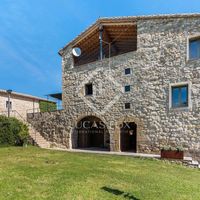 Villa in the mountains in Spain, Catalunya, Girona, 1540 sq.m.