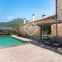 Villa in the mountains in Spain, Catalunya, Girona, 1540 sq.m.