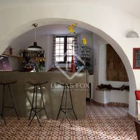 Villa in Spain, Catalunya, Girona, 789 sq.m.