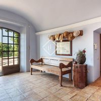 Villa in Spain, Catalunya, Girona, 650 sq.m.