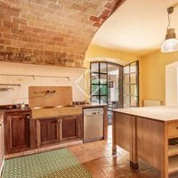 Villa in Spain, Catalunya, Girona, 650 sq.m.