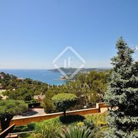 Villa at the seaside in Spain, Catalunya, Girona, 269 sq.m.