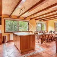 Дом в Испании, Каталония, Жирона, 689 кв.м.