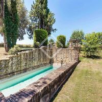 Villa in Spain, Catalunya, Girona, 644 sq.m.