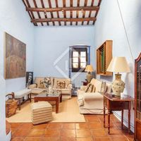 Вилла в большом городе в Испании, Каталония, Багур, 264 кв.м.