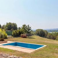 Вилла в горах в Испании, Каталония, Жирона, 731 кв.м.