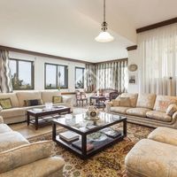 Вилла в горах в Испании, Каталония, Сан-Жуст-Десверн, 580 кв.м.