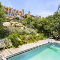 Вилла в Испании, Каталония, Сан-Жуст-Десверн, 425 кв.м.