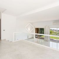 Вилла в Испании, Каталония, Сан-Жуст-Десверн, 425 кв.м.