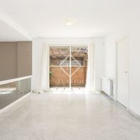 Вилла в Испании, Каталония, Сан-Жуст-Десверн, 425 кв.м.