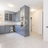 Вилла в Испании, Каталония, Сан-Жуст-Десверн, 425 кв.м.