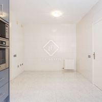 Вилла в Испании, Каталония, Сан-Жуст-Десверн, 425 кв.м.