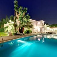 Вилла у моря в Испании, Андалусия, Марбелья, 400 кв.м.