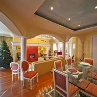 Вилла в деревне, у озера в Италии, Тронцано-Лаго-Маджоре, 350 кв.м.