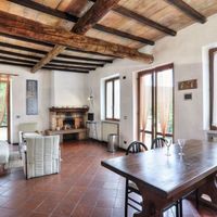 Rental house in the village in Italy, Siena, 1000 sq.m.