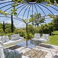 Villa in the village in Italy, Siena, 748 sq.m.