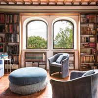 Villa in the village in Italy, Siena, 748 sq.m.