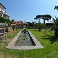 Villa at the seaside in Italy, Marina di Pietrasanta, 350 sq.m.