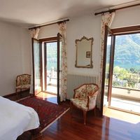 Villa in Italy, Como, 270 sq.m.