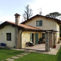 Villa at the seaside in Italy, Lucca, 220 sq.m.