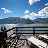 Вилла у озера в Италии, Комо, 427 кв.м.