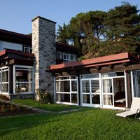 Villa by the lake in Italy, Como, 427 sq.m.