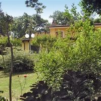 Villa in the suburbs, at the seaside in Italy, Marche, Pesaro, 412 sq.m.