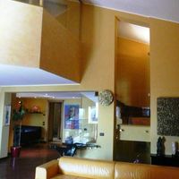 Villa by the lake in Italy, Tronzano Lago Maggiore, 500 sq.m.