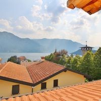 Квартира у озера в Италии, Комо, 93 кв.м.