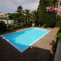 Flat at the seaside in Italy, San Remo, 280 sq.m.