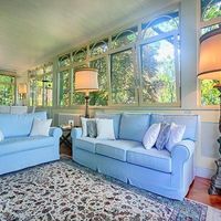 Villa by the lake in Italy, Tronzano Lago Maggiore, 500 sq.m.