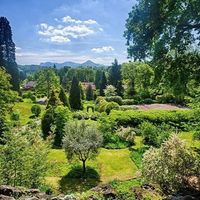 Villa by the lake in Italy, Tronzano Lago Maggiore, 500 sq.m.