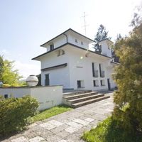 Villa by the lake in Italy, Tronzano Lago Maggiore, 650 sq.m.