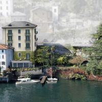 Other commercial property by the lake in Italy, Como, 754 sq.m.